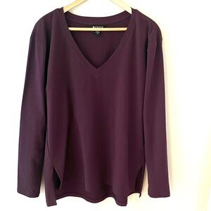 Athleta Outbound V-Neck LS Top M